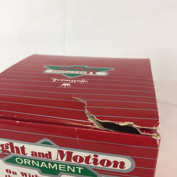 Hallmark Keepsake Ornament On With The Show Light & Motion Magic 1988 In Box - Picture 4 of 10